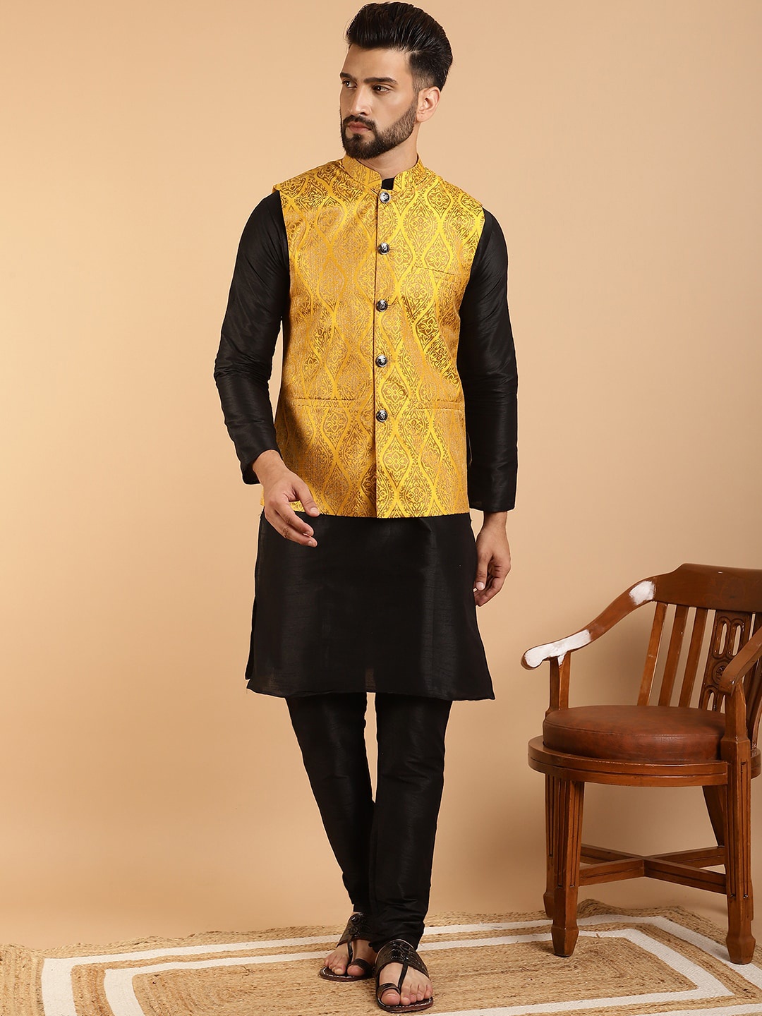 

SOJANYA Mandarin Collar Kurta With Churidar & Woven Nehru jacket, Black