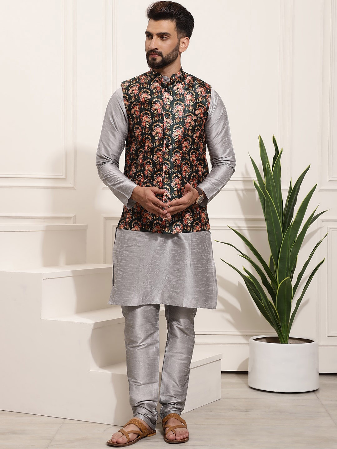 

SOJANYA Band Collar Regular Kurta 7 Churidar With Nehru Jacket, Grey