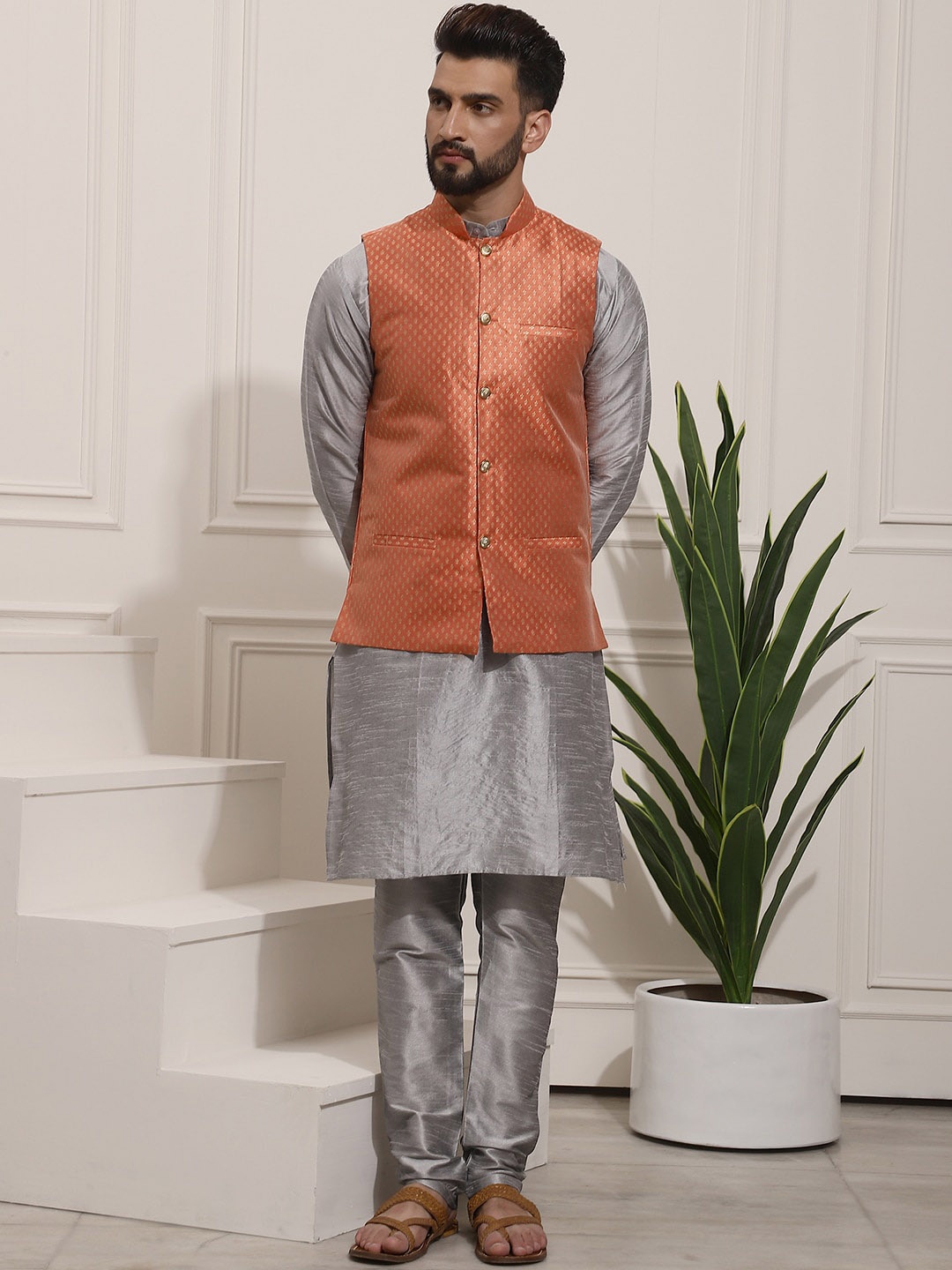 

SOJANYA Band Collar Straight Kurta & Churidar with Nehru Jacket, Grey