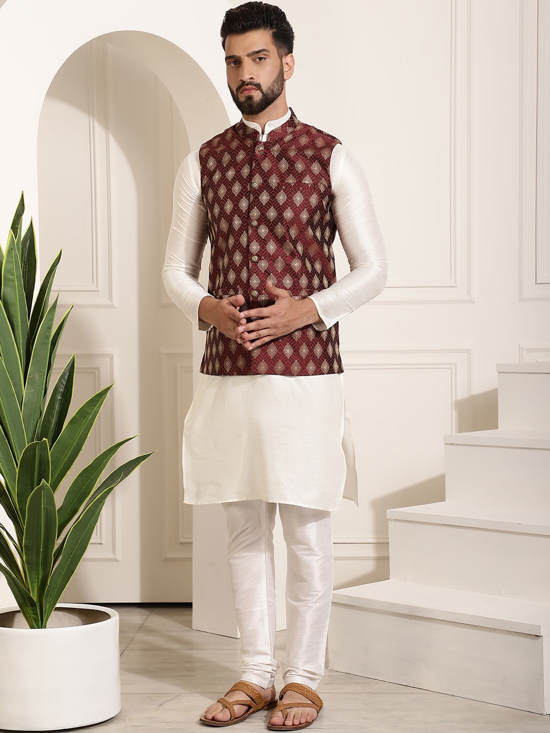 

SOJANYA Band Collar Straight Kurta & Churidar with Nehru jacket, Cream