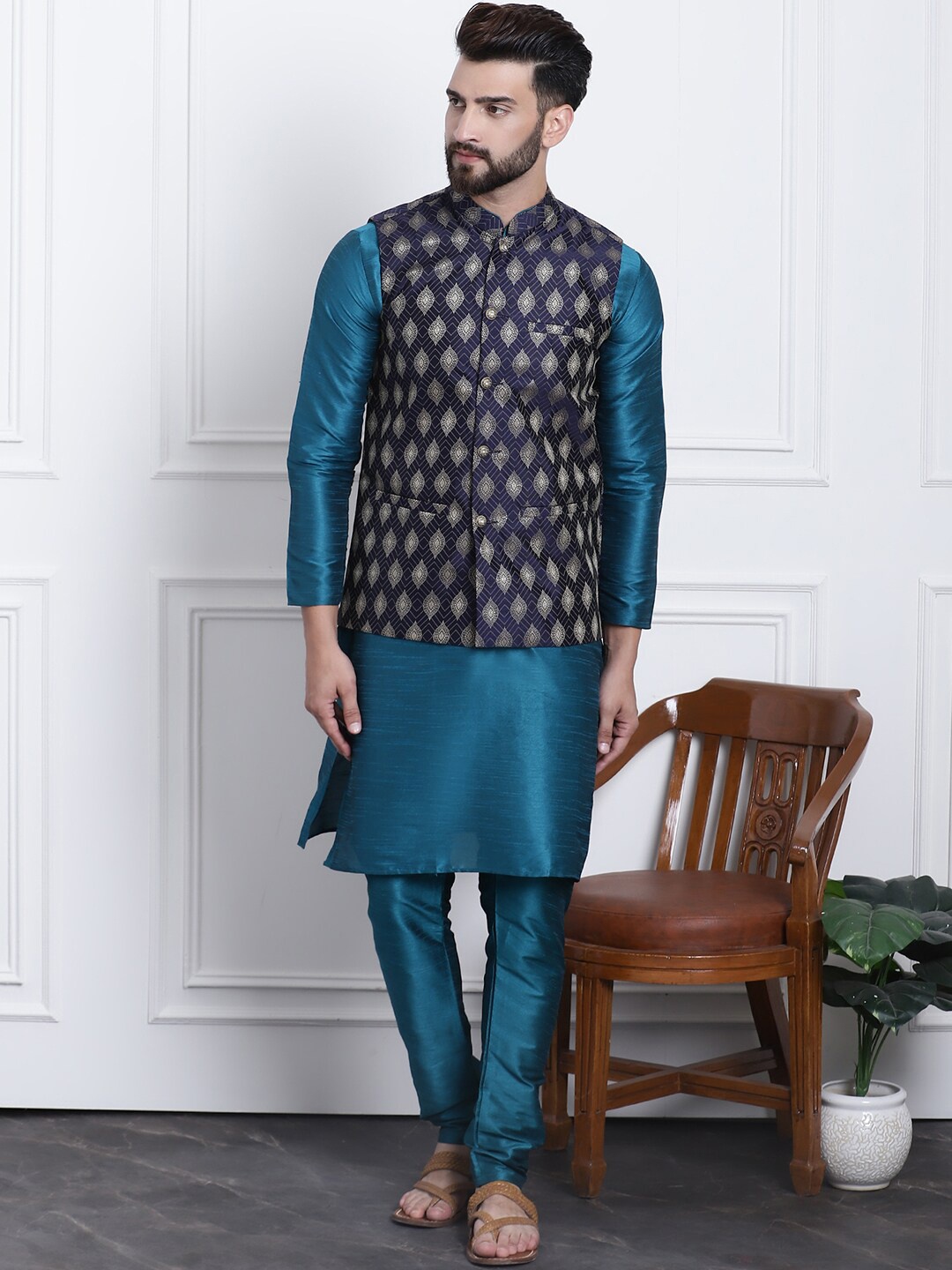 

SOJANYA Band Collar Straight Kurta & Churidar with Nehru jacket, Teal
