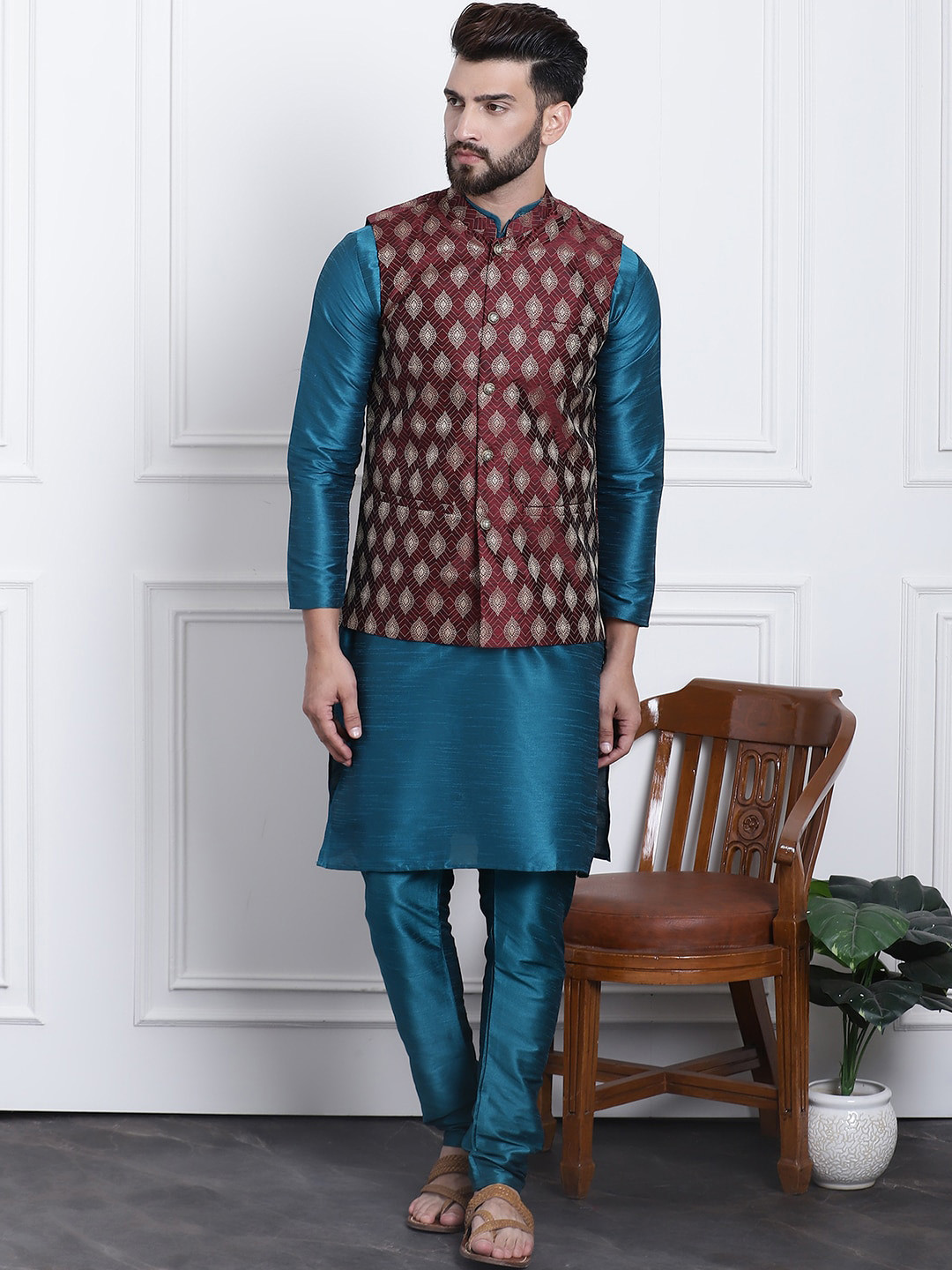 

SOJANYA Mandarin Collar Regular Kurta & Churidar With Nehru Jacket, Teal