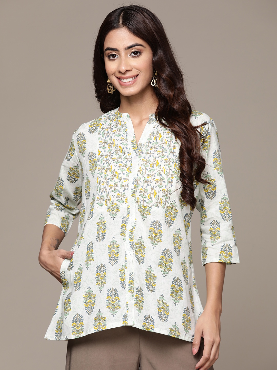 

Anubhutee Ethnic Motifs Printed Pure Cotton Kurti, White