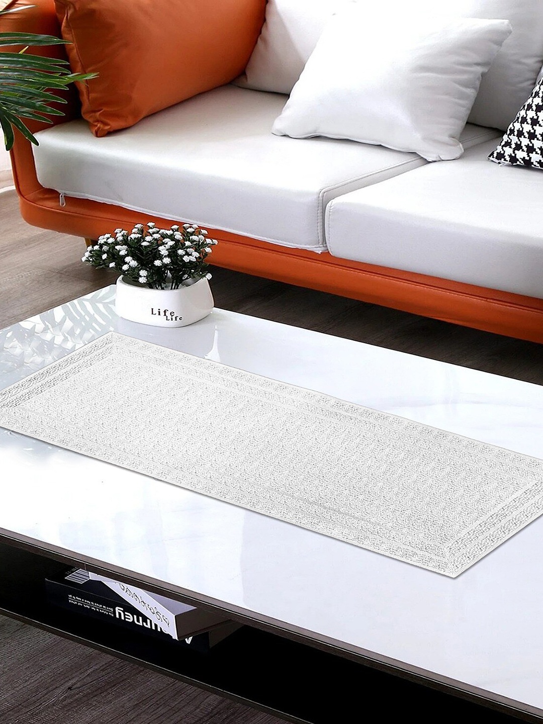 

Dakshya Industries Grey Rectangle Waterproof Table Runner, Silver