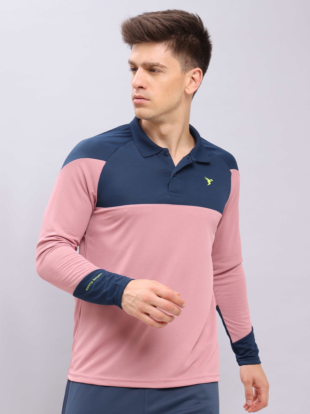 

Technosport Colourblocked Antimicrobial Polo Collar Slim Fit T-shirt, Pink