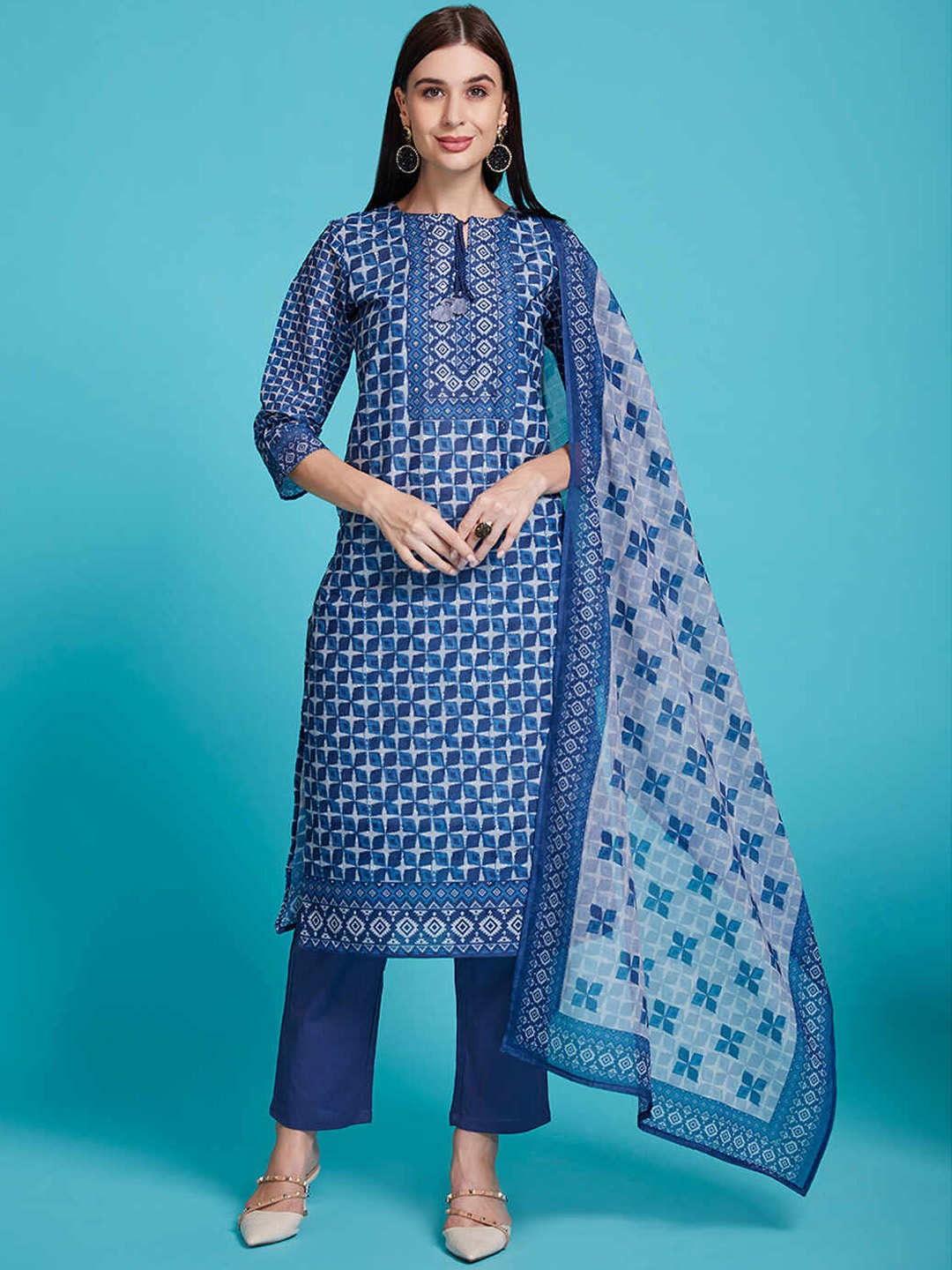 

Ittarr Ethnic Motifs Tie Up Neck Printed Regular Pure Cotton Kurta With Trousers & Dupatta, Blue