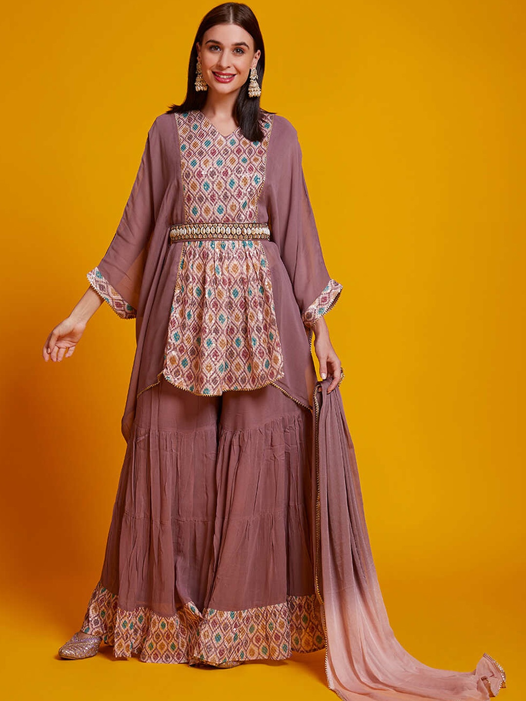 

Ittarr Ethnic Motifs Printed Sequinned Kurti With Sharara & Dupatta, Pink