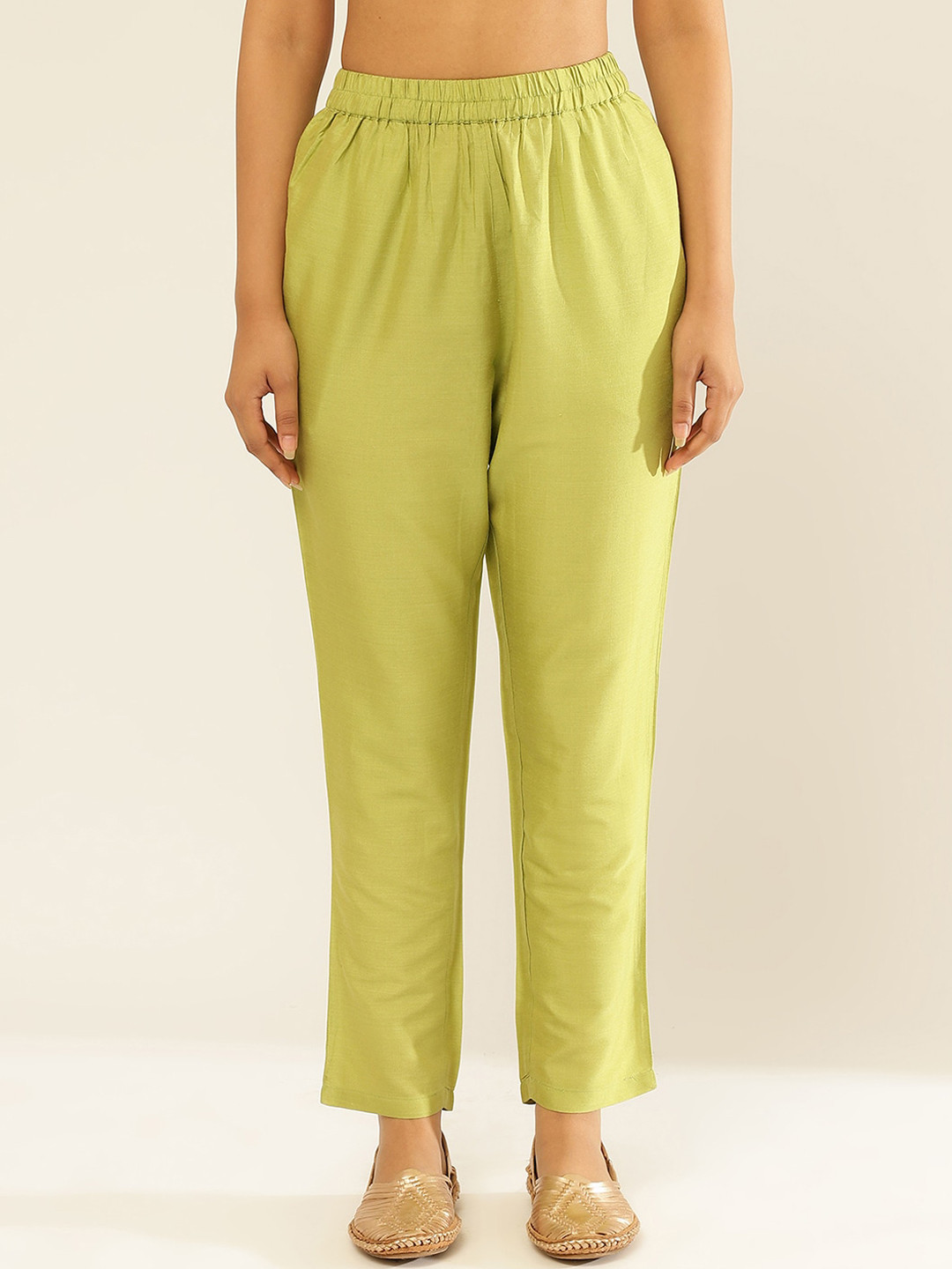 

Abhishti Women Mid Rise Trousers, Green