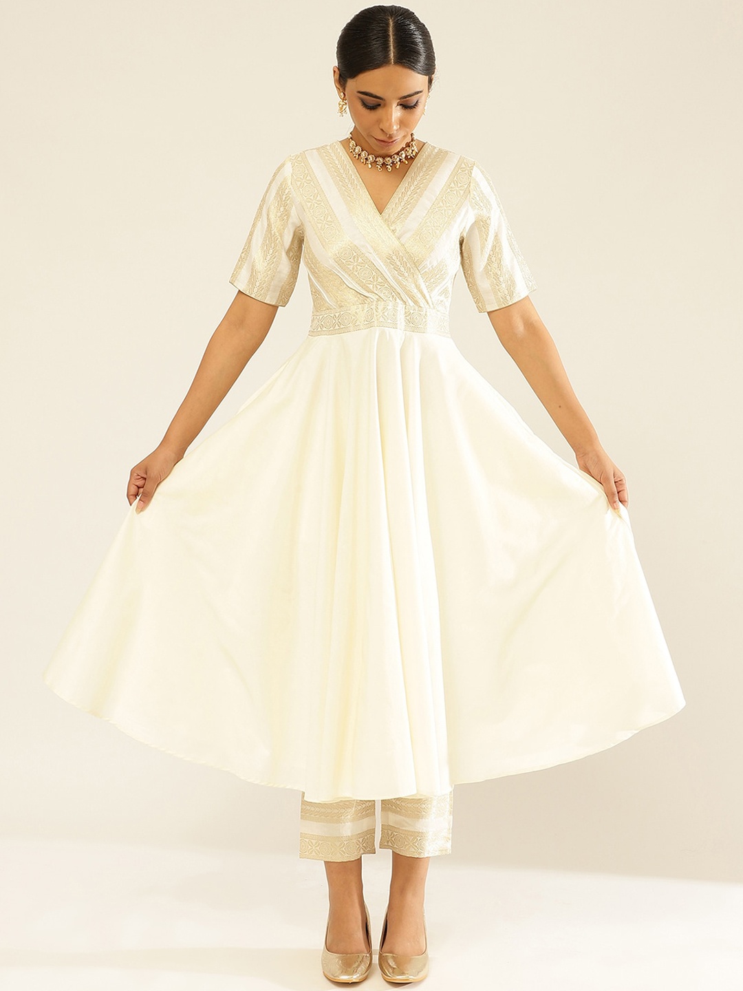 

Abhishti Ethnic Motifs Woven Design V-Neck Zari Work Empire Anarkali Kurta With Trousers, White
