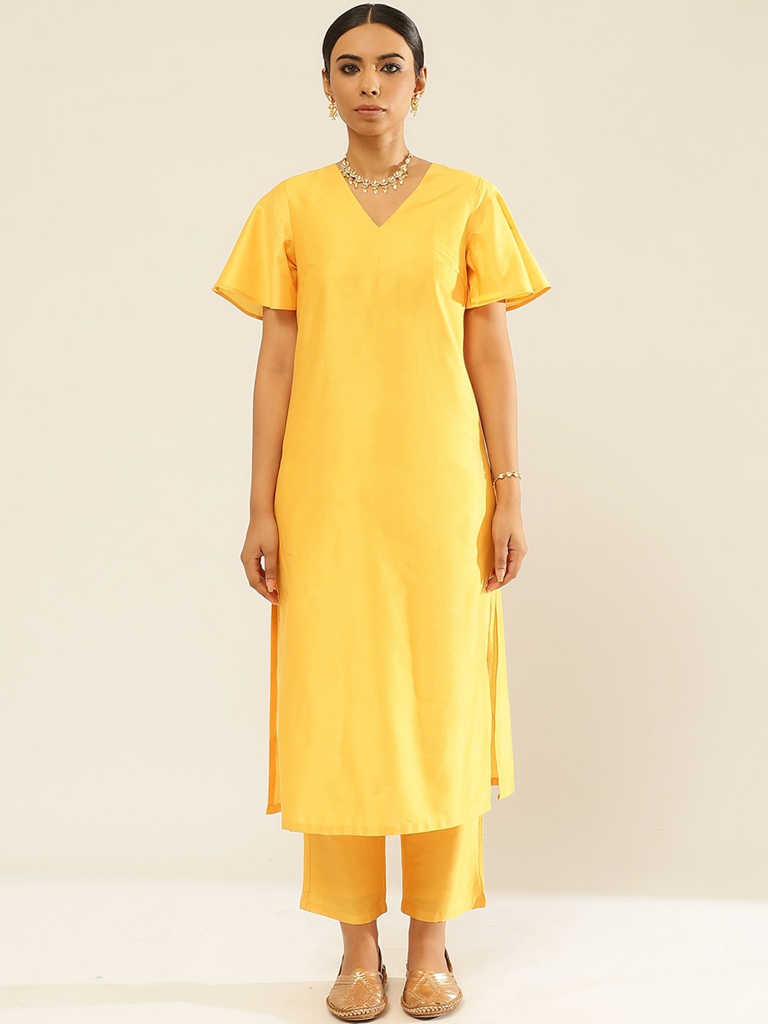 

Abhishti V-Neck Flared Sleeves Straight Kurta With Trousers, Yellow