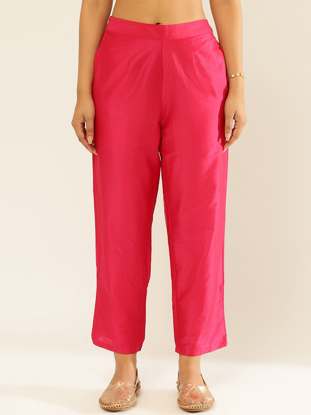 

Abhishti Women Mid-Rise CroppedTrousers, Pink