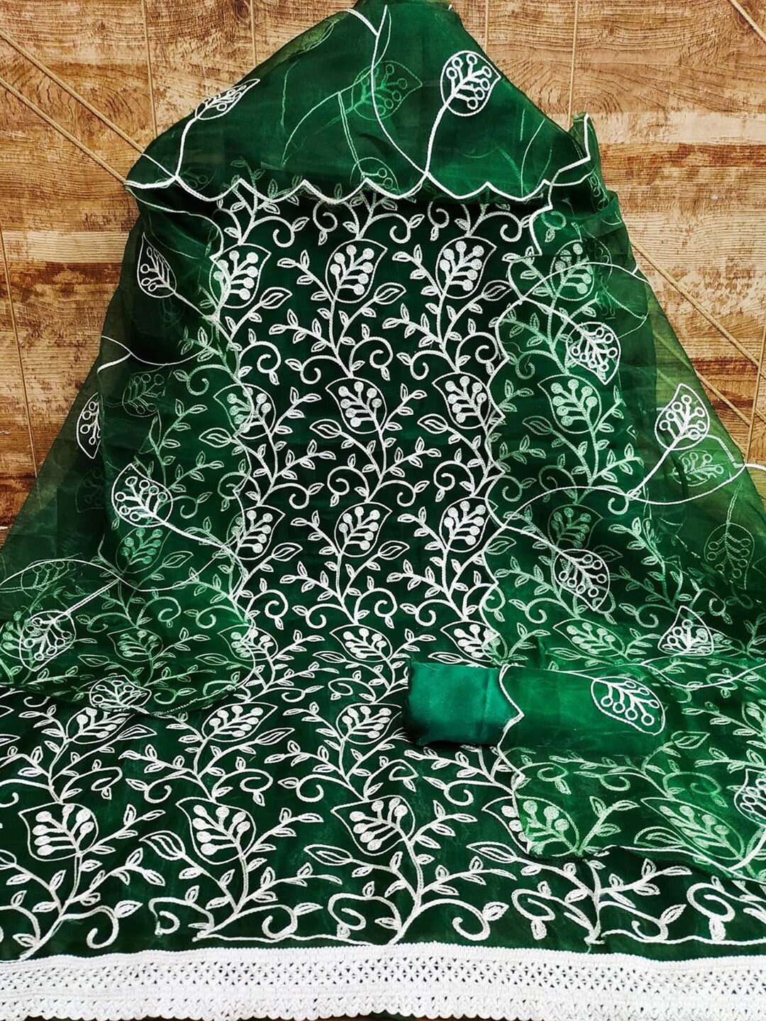 

KALINI Floral Embroidered Organza Unstitched Dress Material, Green