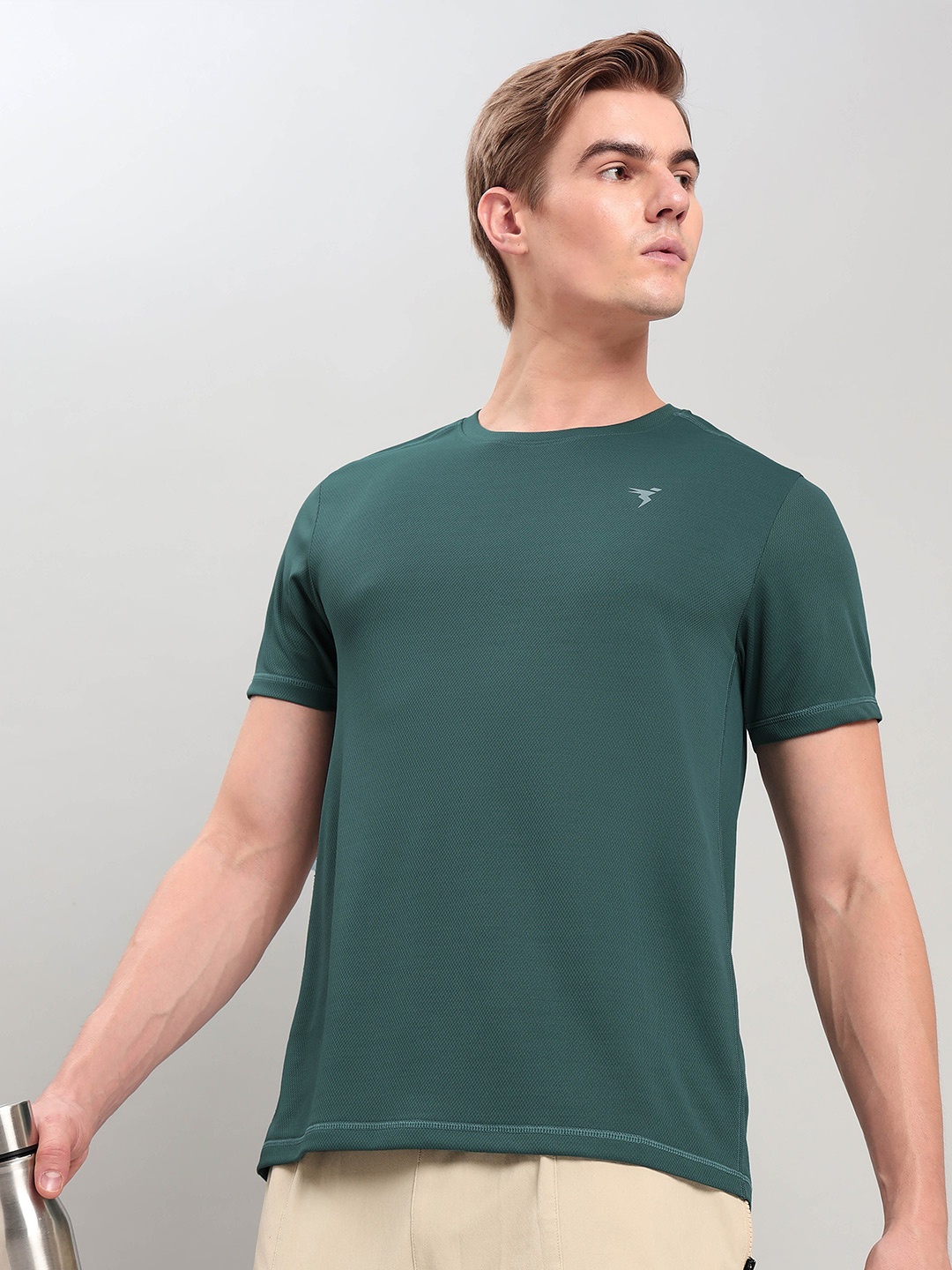 

Technosport Antimicrobial Slim Fit Sport T-shirt Slim Fit Sport T-shirt, Green