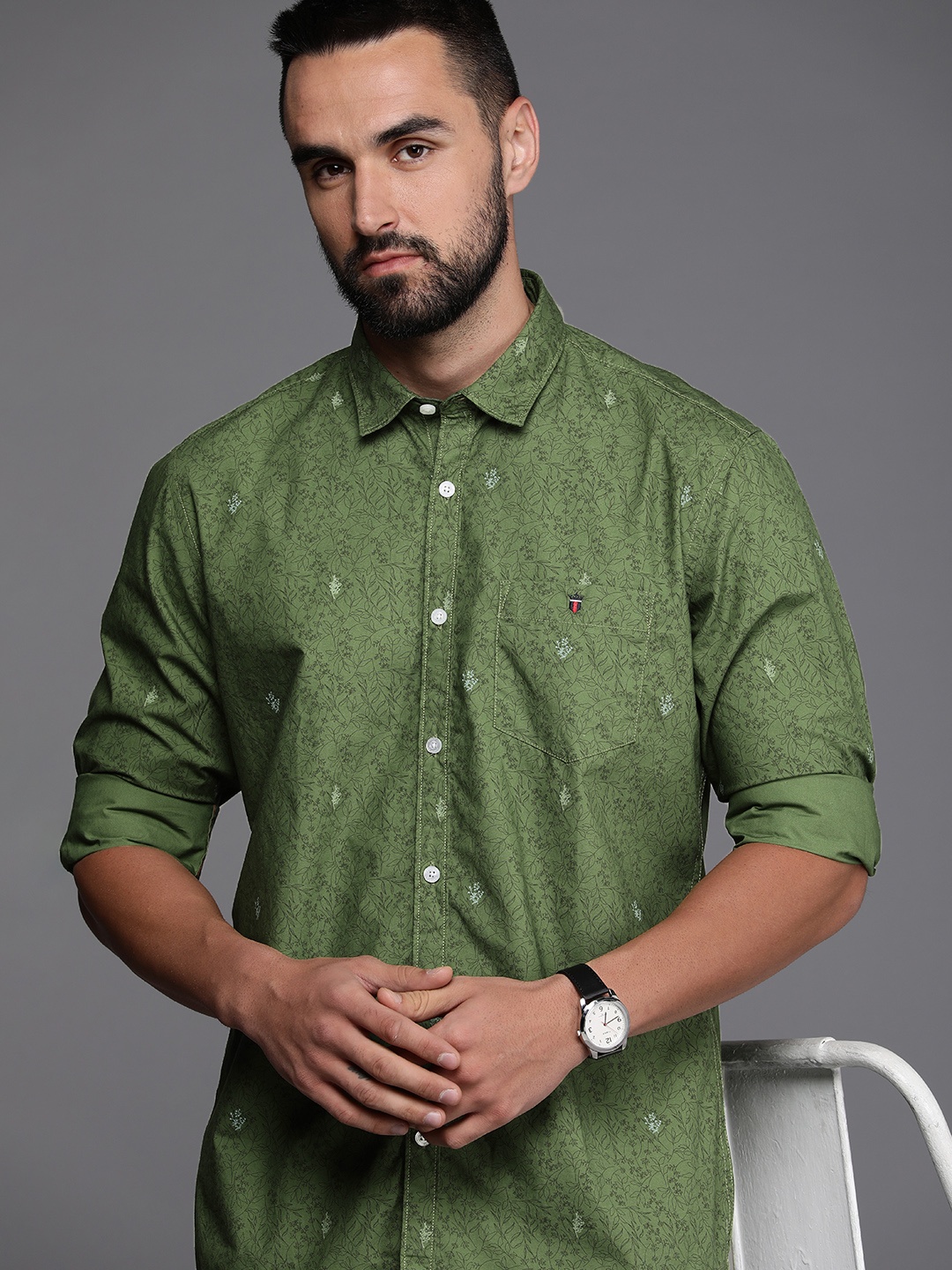 

Louis Philippe Jeans Men Pure Cotton Slim Fit Floral Printed Casual Shirt, Green