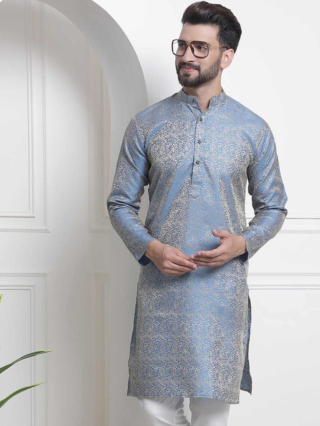 

SOJANYA Ethnic Motifs Woven Design Jacquard Regular Kurta, Blue