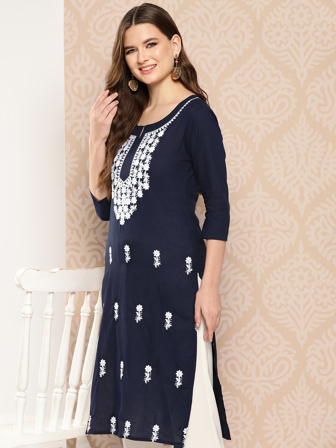 

Yufta Women Floral Yoke Design Chikankari Kurta, Navy blue