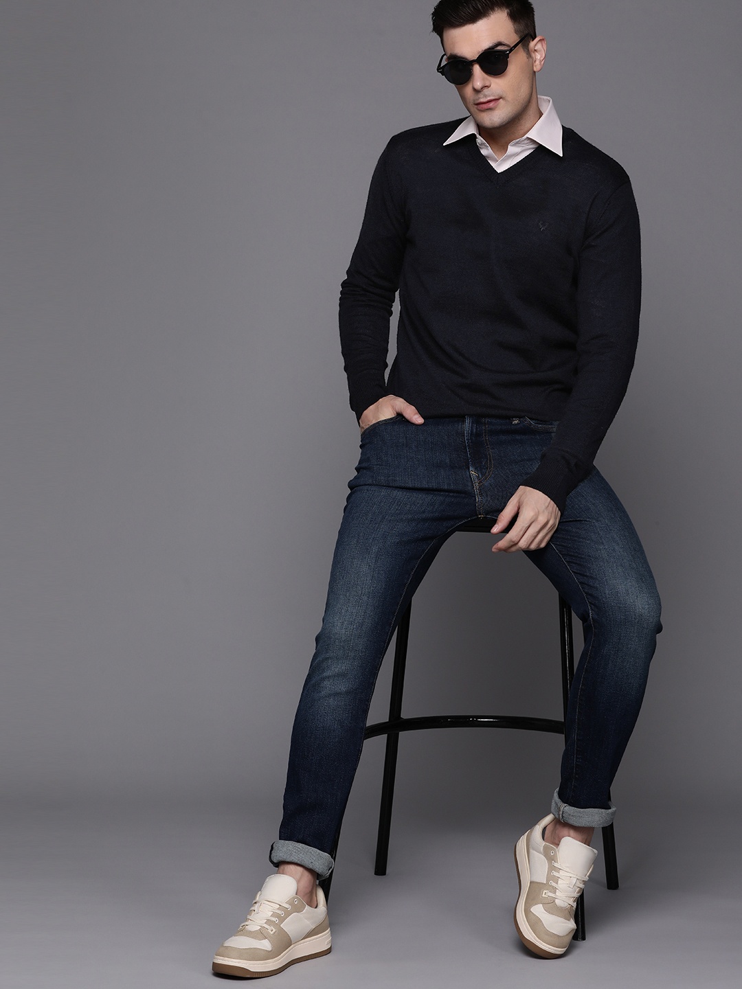 

Allen Solly V-Neck Acrylic Pullover, Navy blue