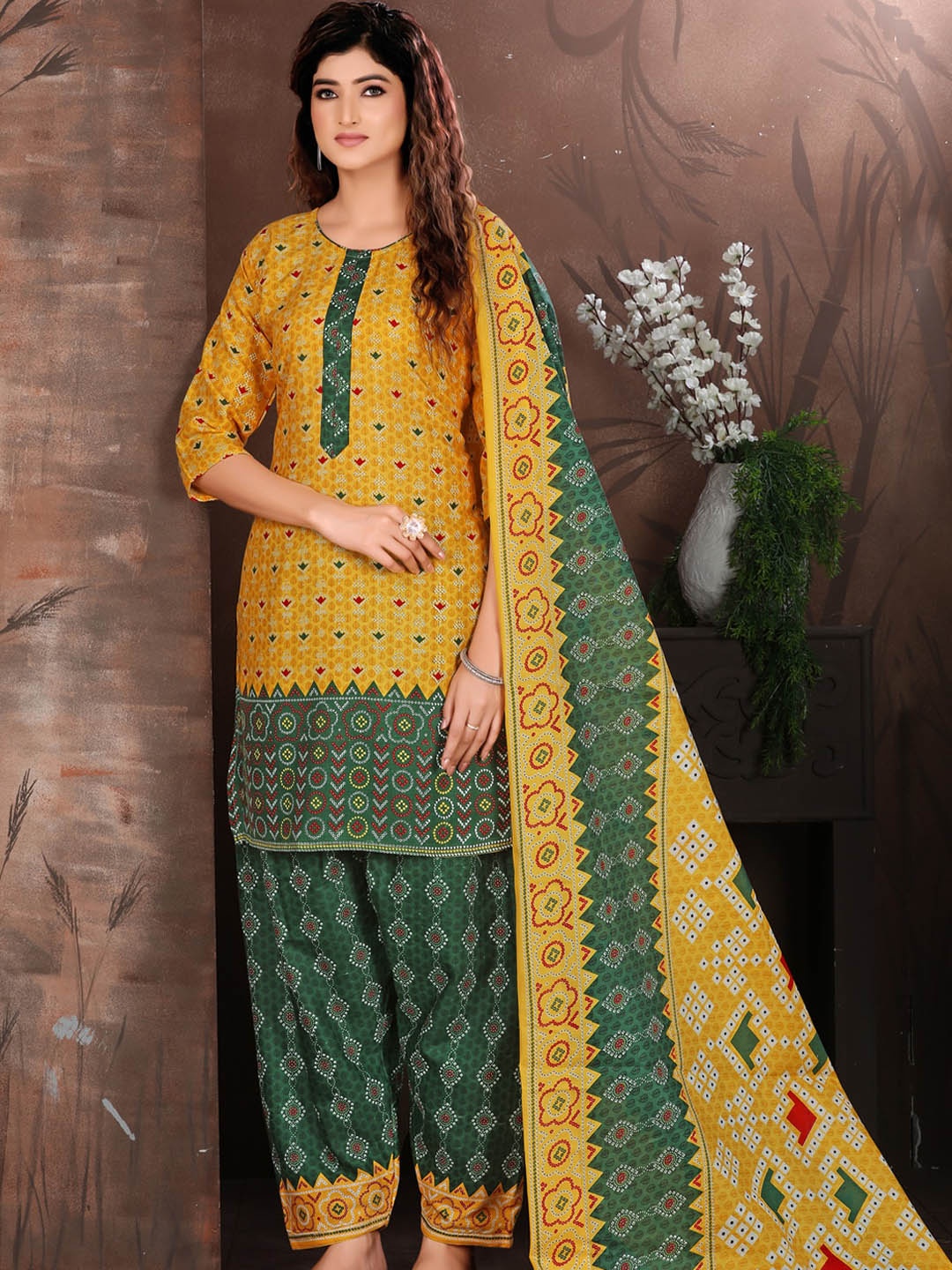 

KALINI Ethnic Motifs Printed Round Neck Kurta With Patiala & Dupatta, Yellow