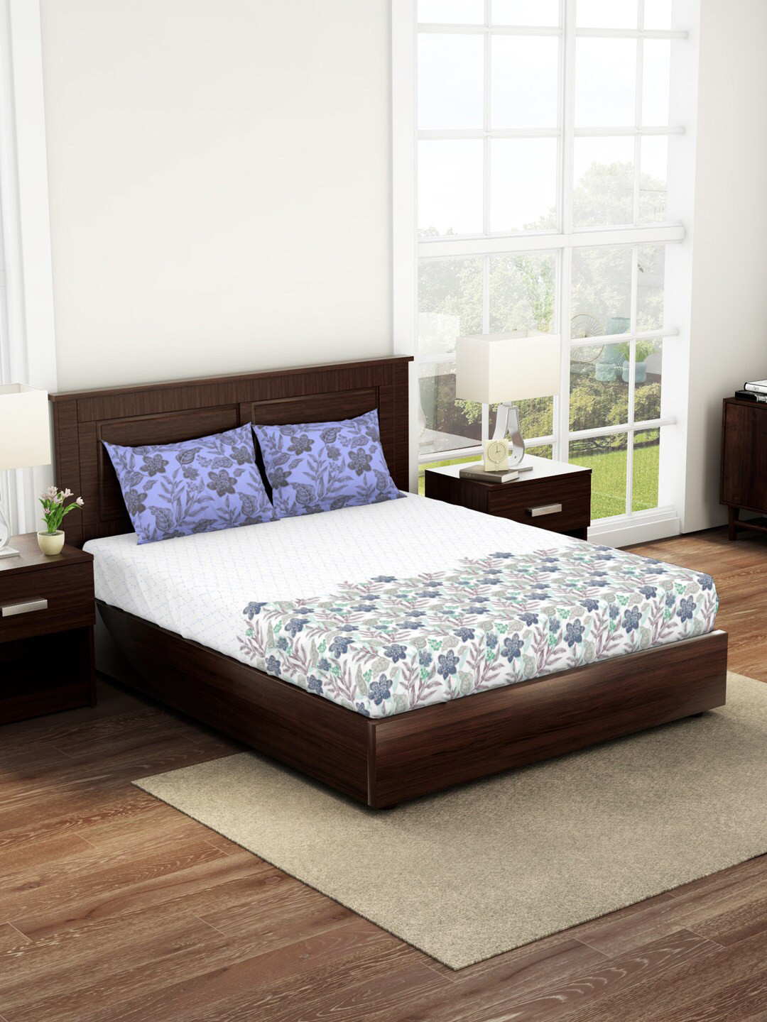 

SPACES Bonica Purple & White Printed Cotton 180 TC King Bedsheet with 2 Pillow Covers