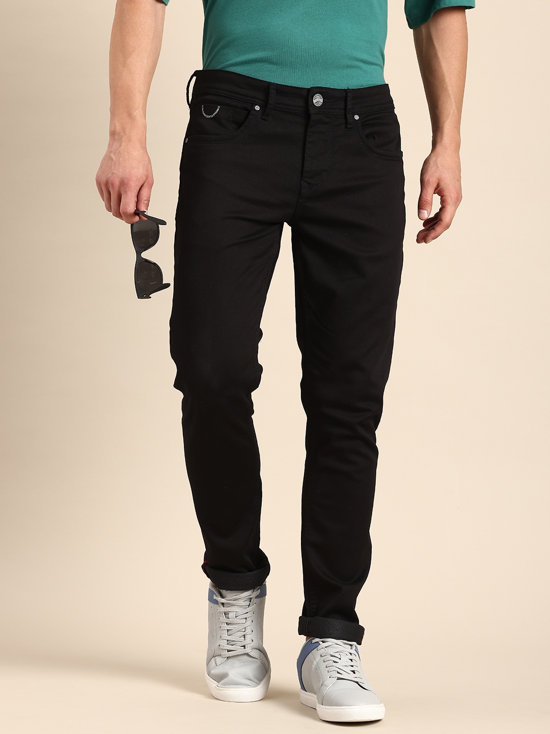 

Being Human Men Slim Fit Stretchable Jeans, Black