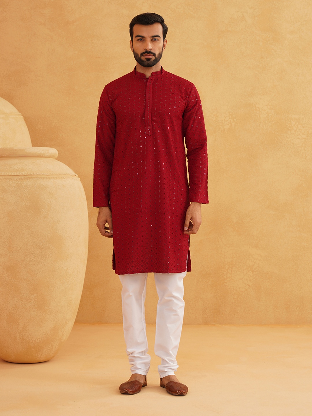 

SOJANYA Ethnic Motifs Embroidered Mandarin Collar Sequins Pure Cotton Straight Kurta, Maroon