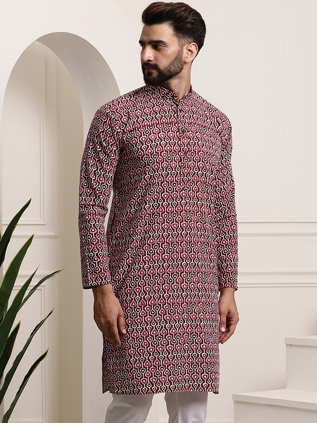 

SOJANYA Geometric Printed Mandarin Collar Pure Cotton Kurta, Brown