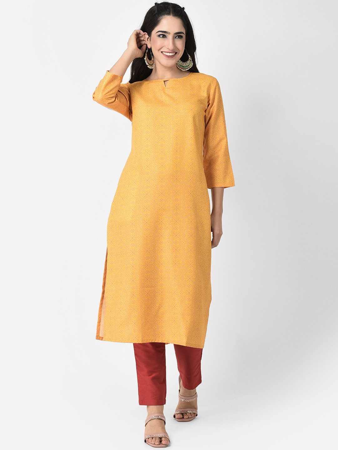 

Span Printed Keyhole Neck Pure Cotton Straight Kurta, Yellow