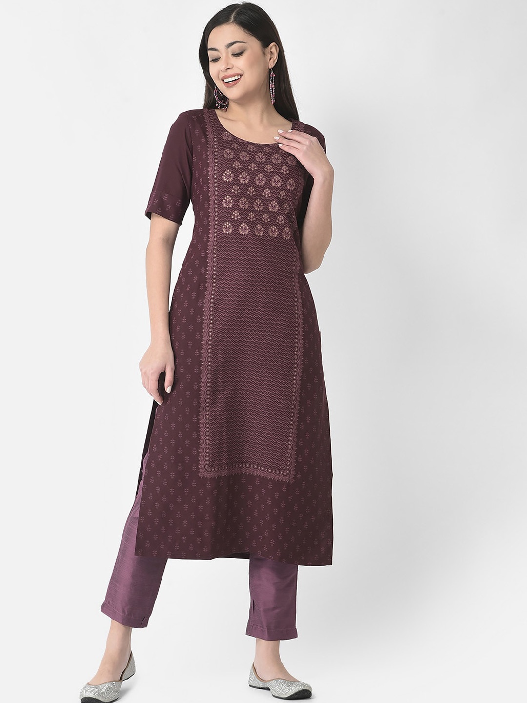

Span Ethnic Motifs Printed Round Neck Yoke Design Straight Kurta, Purple