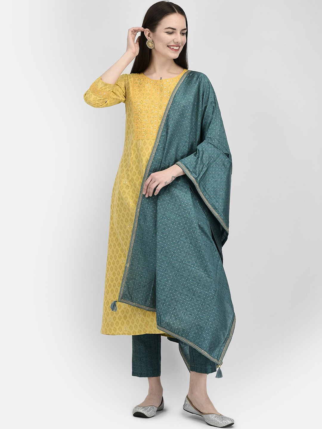

Span Printed Embroidered Round Neck A-Line Kurta, Yellow