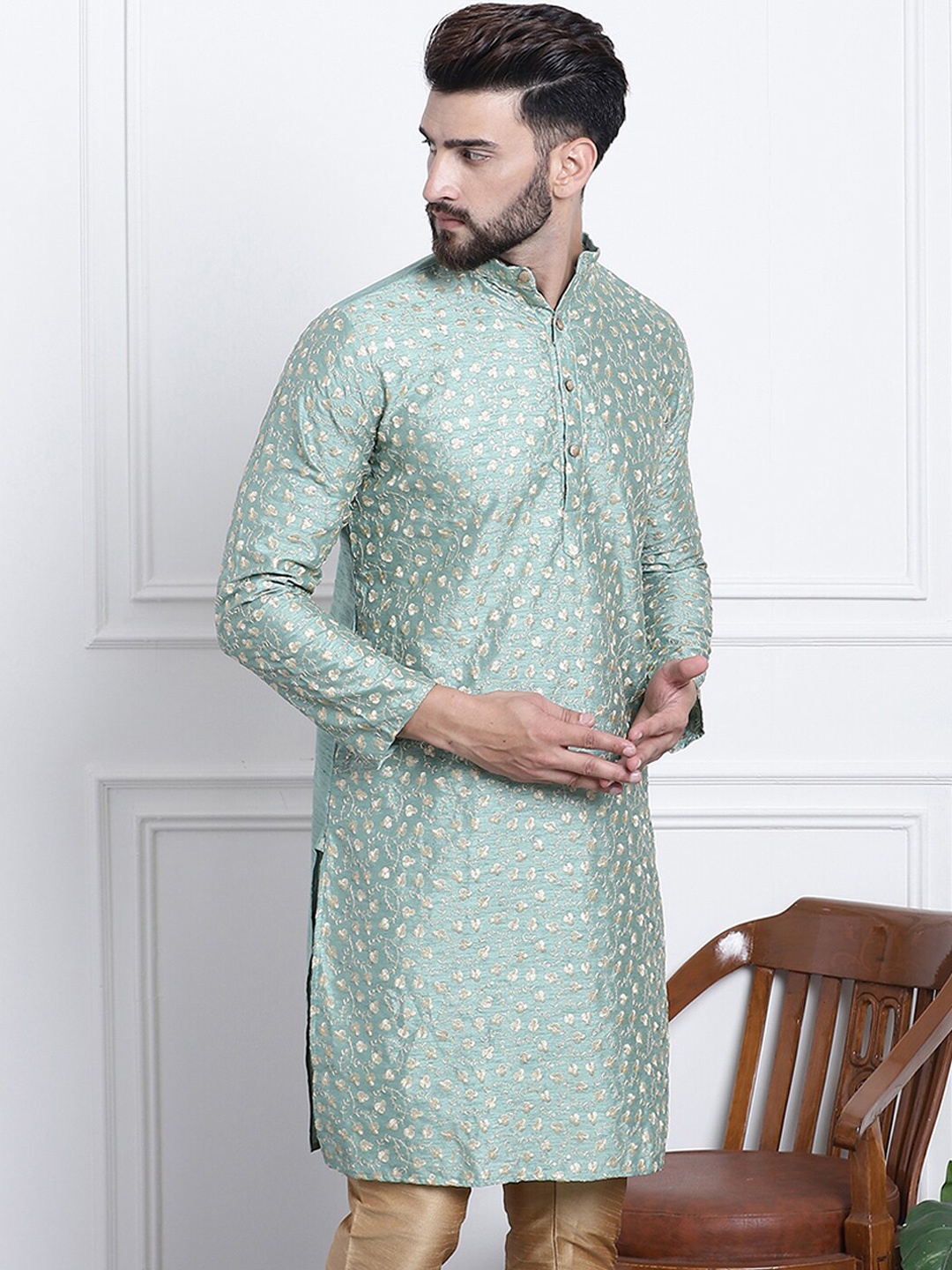 

SOJANYA Ethnic Motifs Embroidered Silk Cotton Kurta, Green