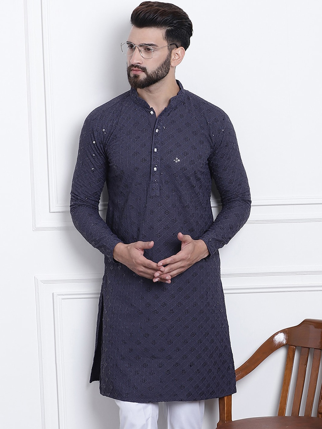 

SOJANYA Embellished Mandarin Collar Pure Cotton Kurta, Grey