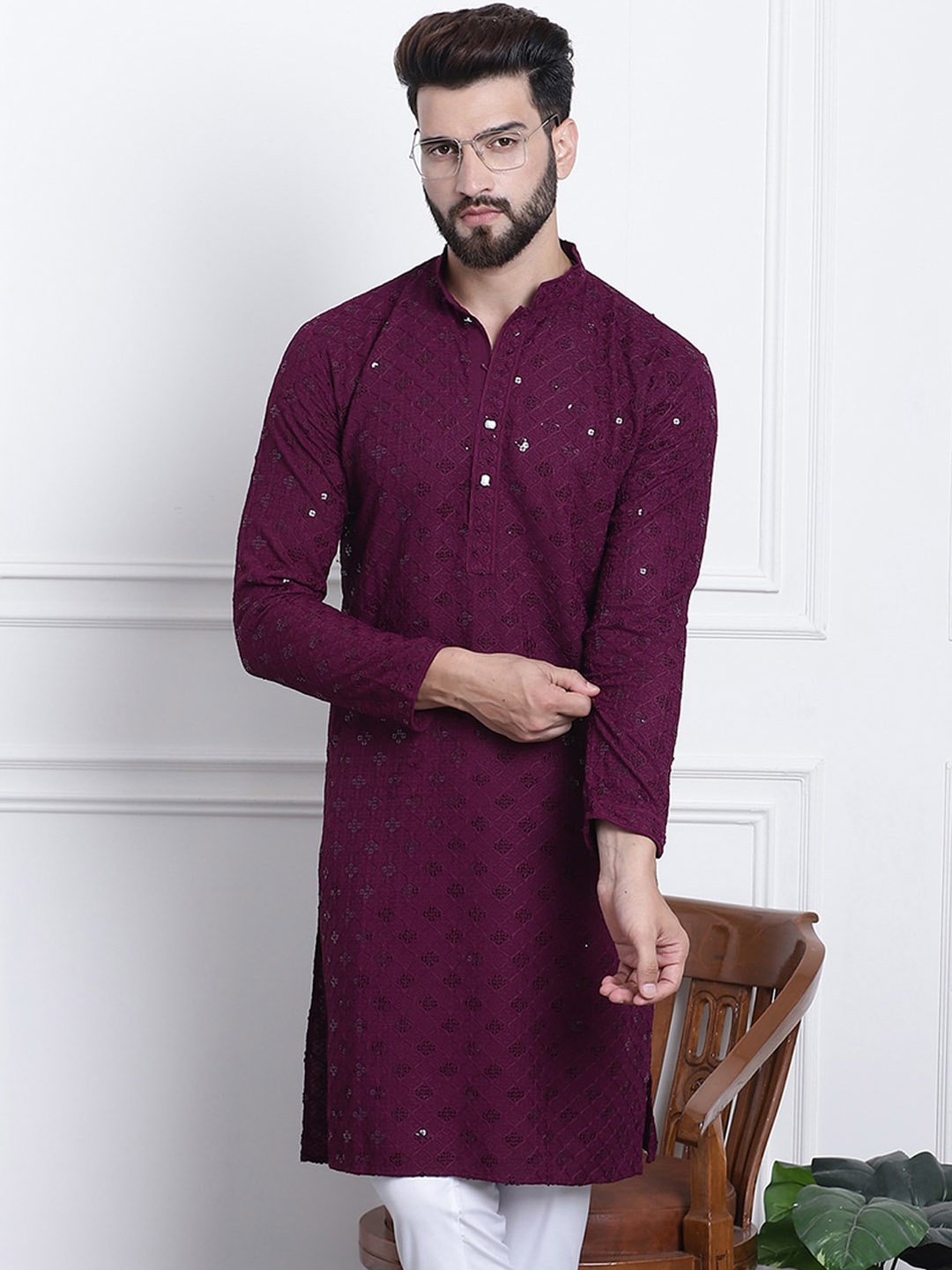 

SOJANYA Embellished Mandarin Collar Pure Cotton Kurta, Purple