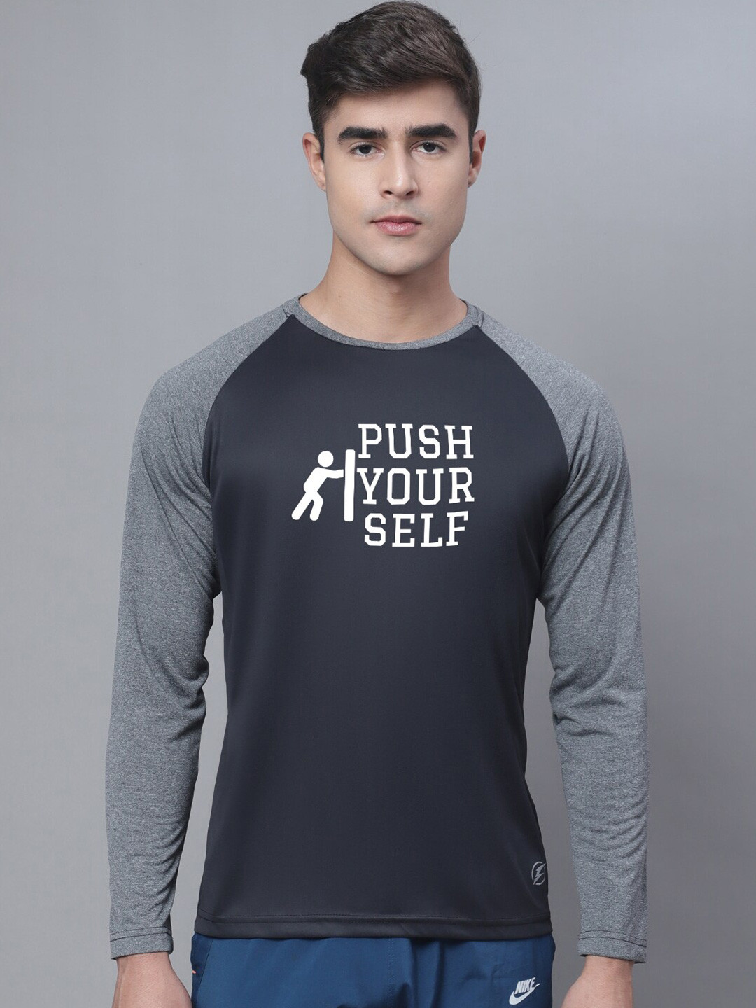 

Friskers Men Black Typography Printed Applique T-shirt