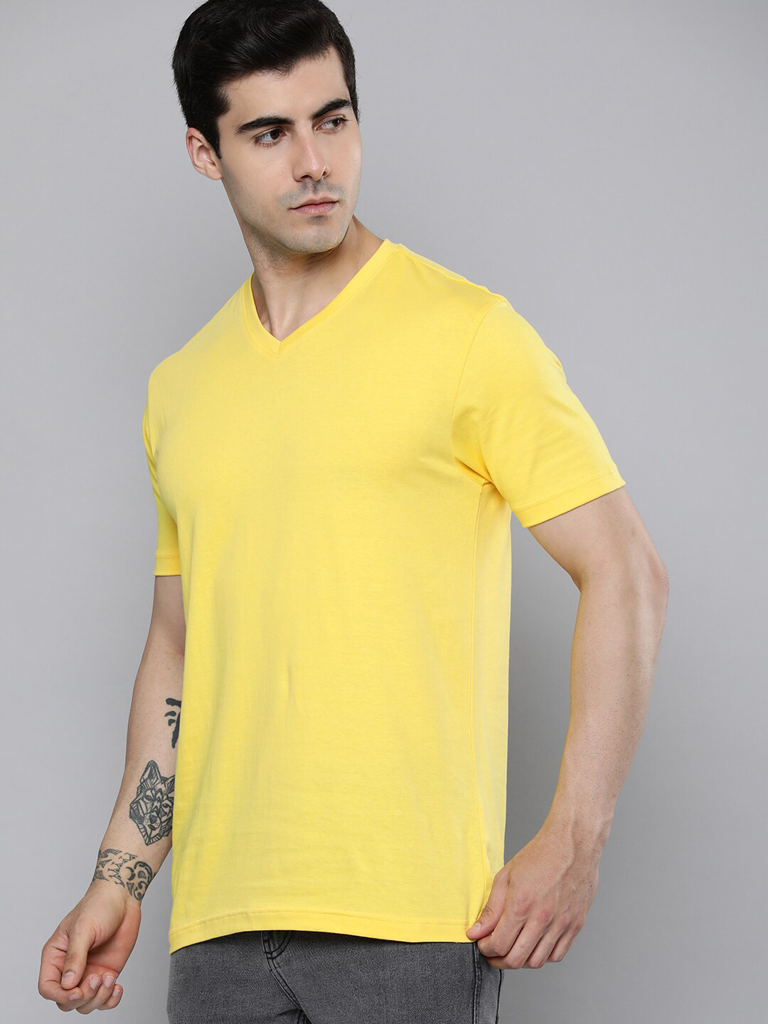 

Mast & Harbour Yellow V-Neck Regular Fit Cotton T-shirt