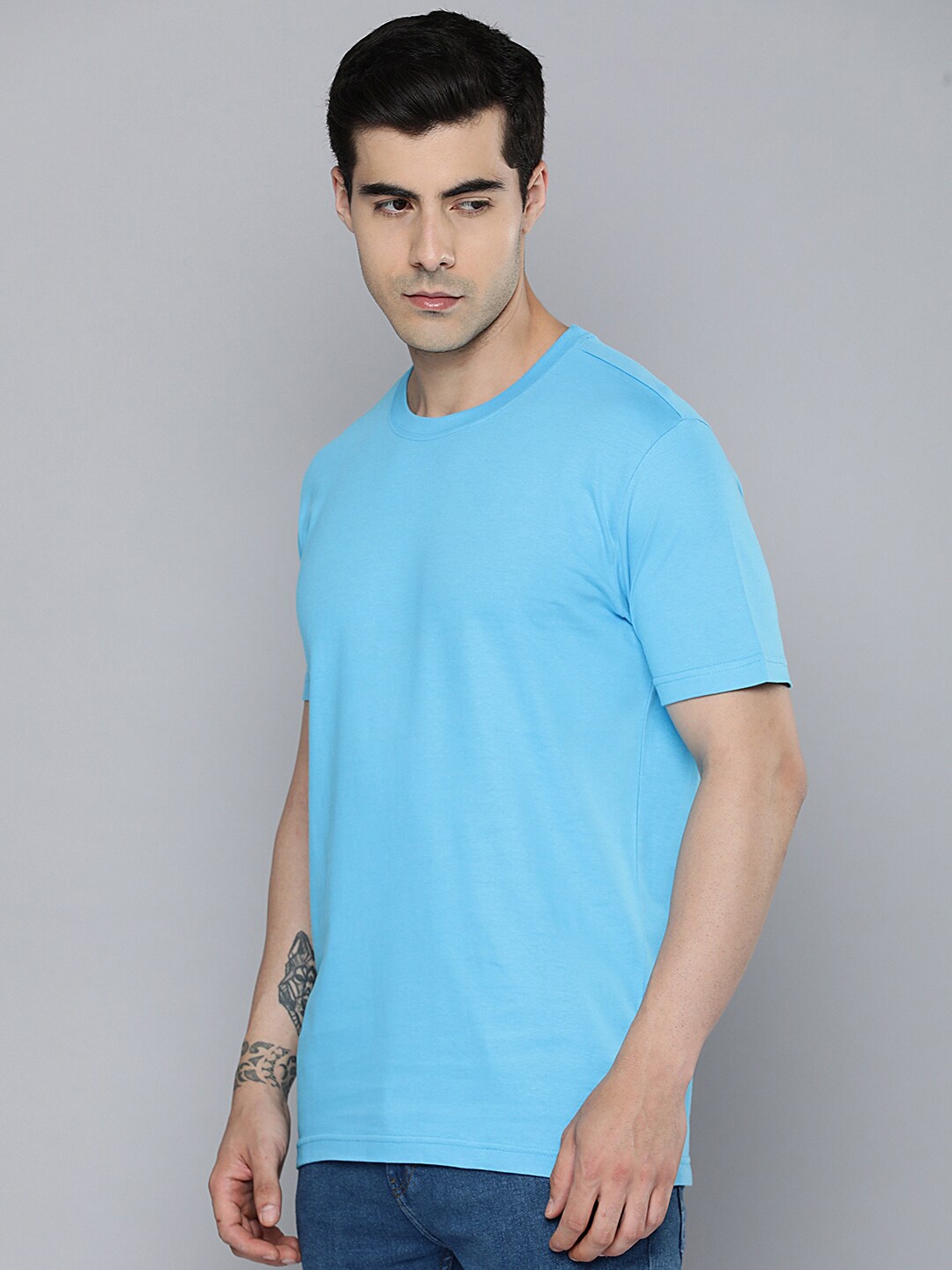 

Mast & Harbour Blue Round Neck Regular Fit Cotton T-shirt