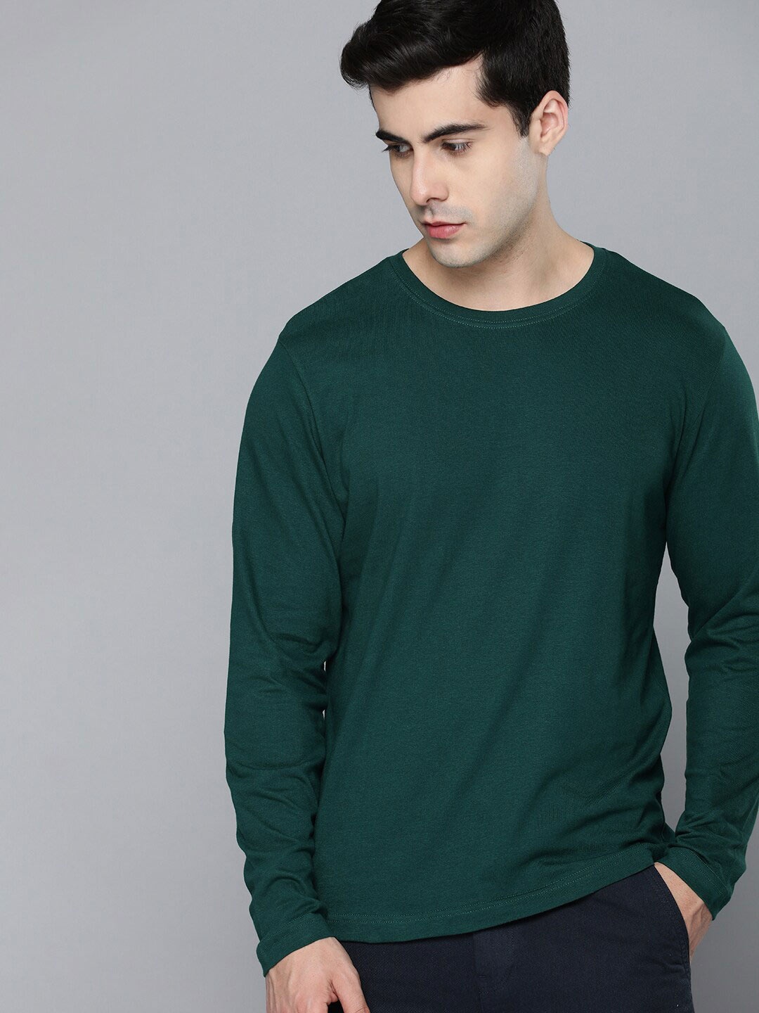 

Mast & Harbour Green Round Neck Long Sleeve Cotton T-shirt