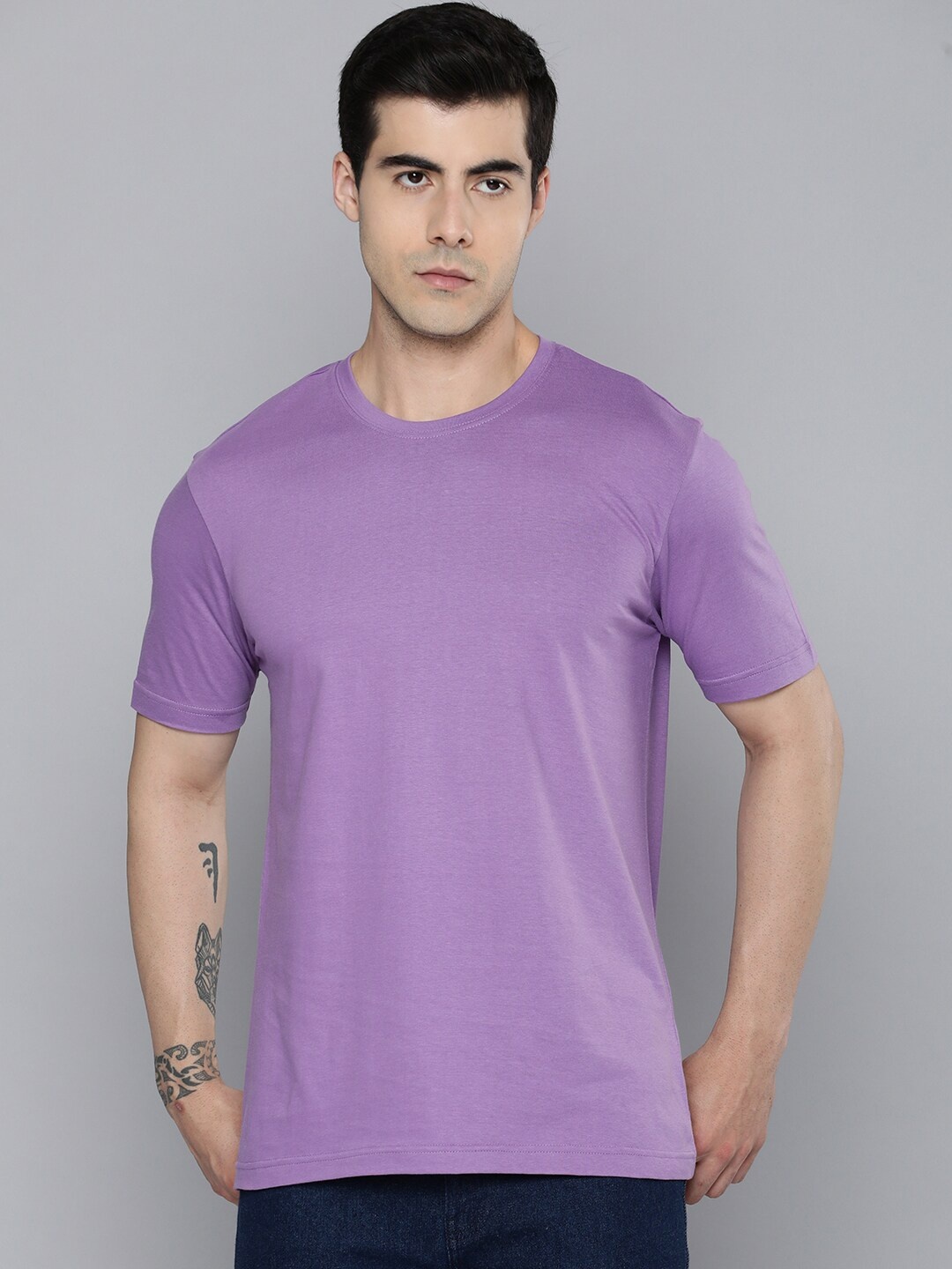 

Mast & Harbour Lavender Round Neck Short Sleeves Cotton T-shirt