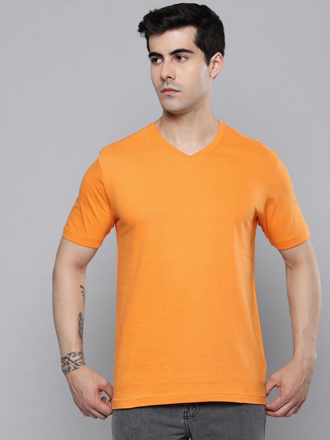 

Mast & Harbour Orange V-Neck Cotton T-shirt