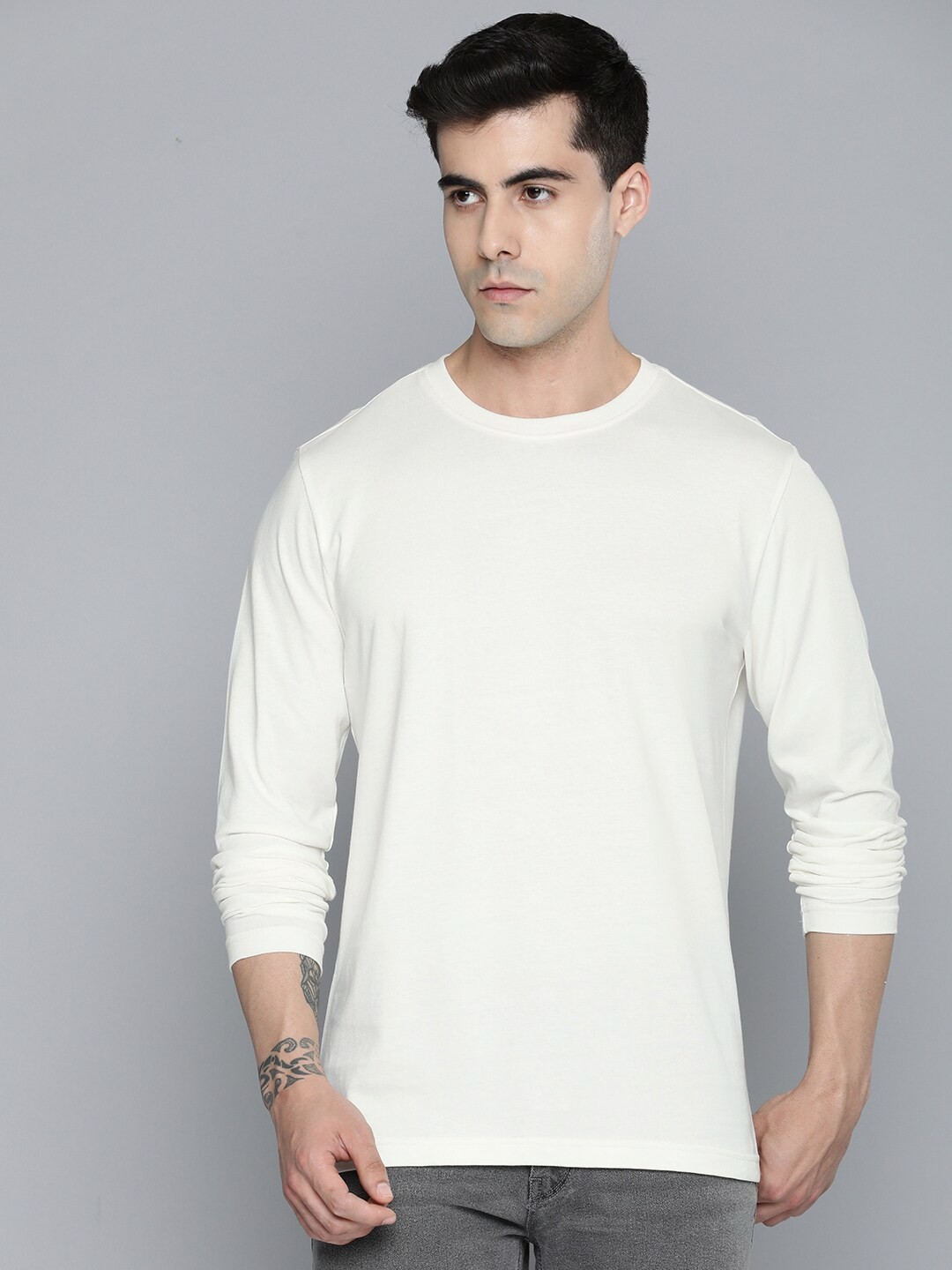 

Mast & Harbour Off White Round Neck Cotton T-Shirt