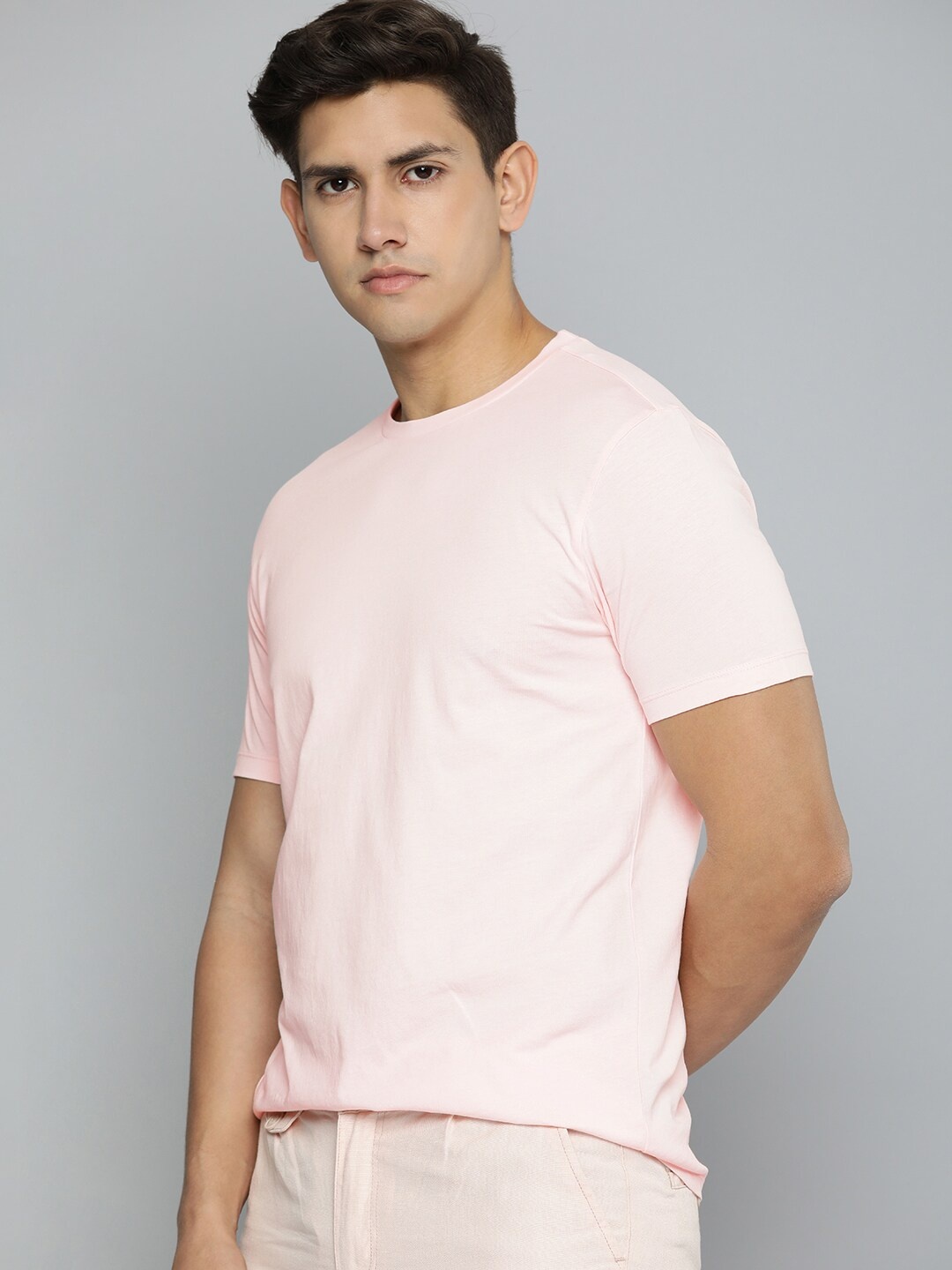 

Mast & Harbour Pink Round Neck Cotton T-Shirt
