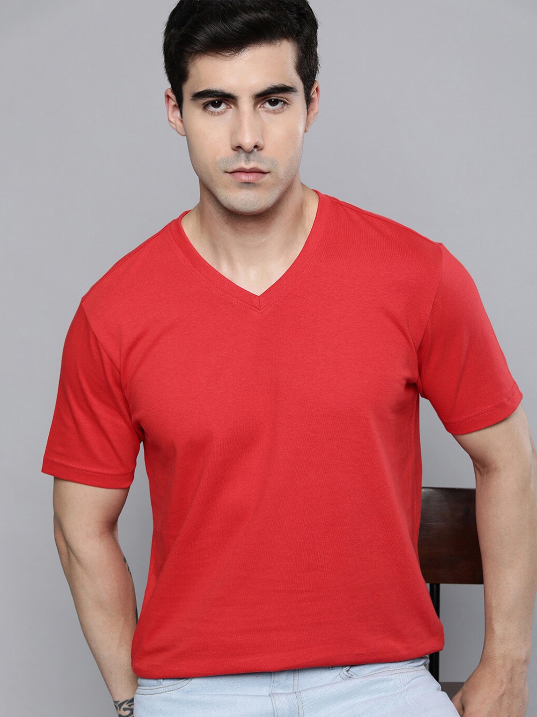 

Mast & Harbour Red V-Neck Regular Fit Cotton T-shirt