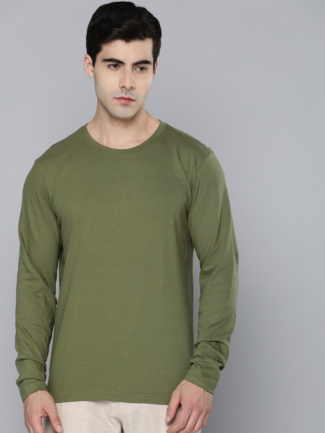 

Mast & Harbour Olive Green Round Neck Regular Fit Cotton T-shirt