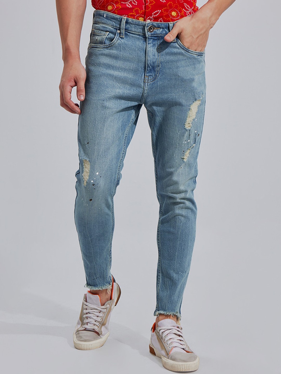 

Snitch Men Blue Skinny Fit Mildly Distressed Light Fade Stretchable Cotton Jeans