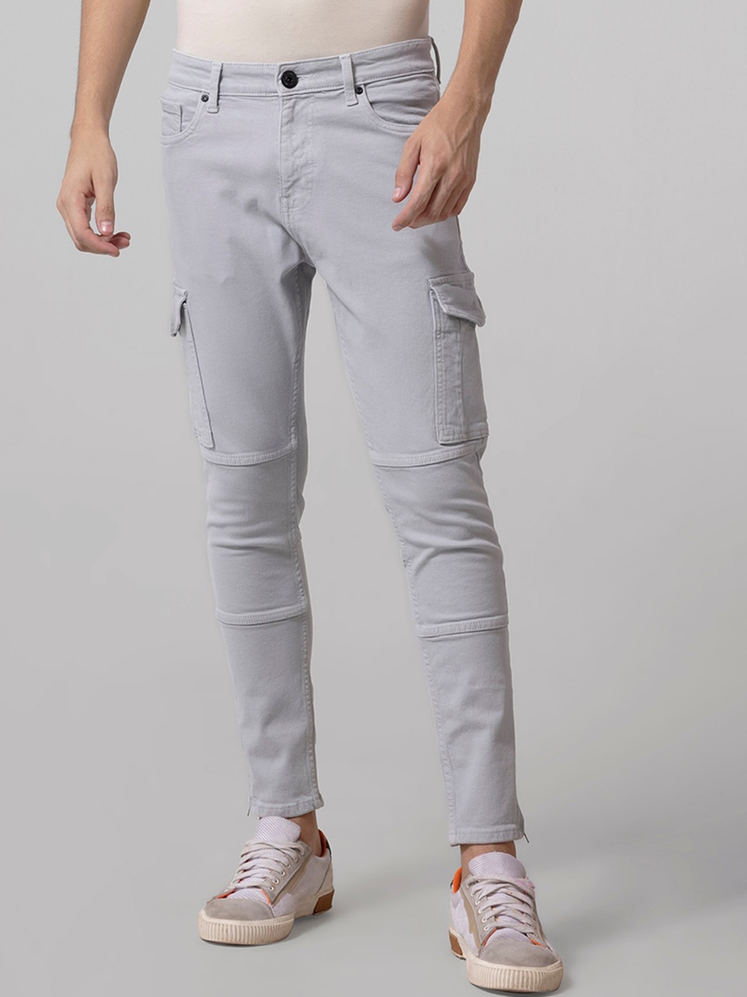 

Snitch Men Grey Skinny Fit Clean Look Stretchable Cotton Cargo Jeans