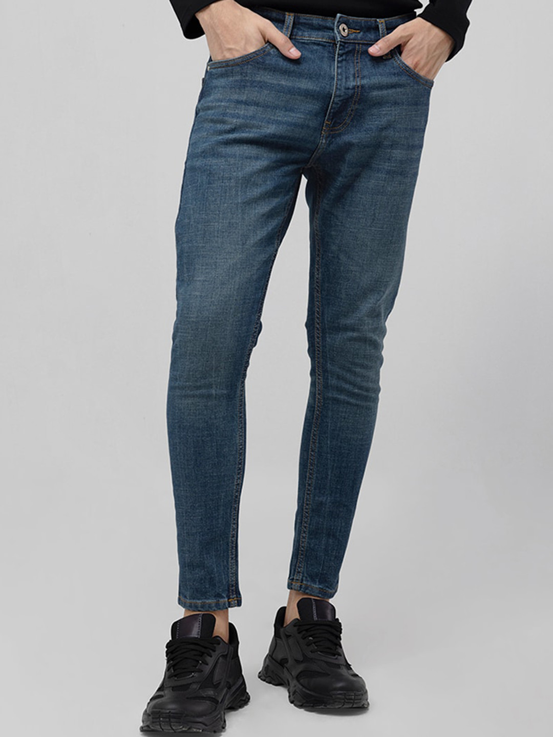 

Snitch Men Blue Skinny Fit Light Fade Stretchable Cotton Jeans
