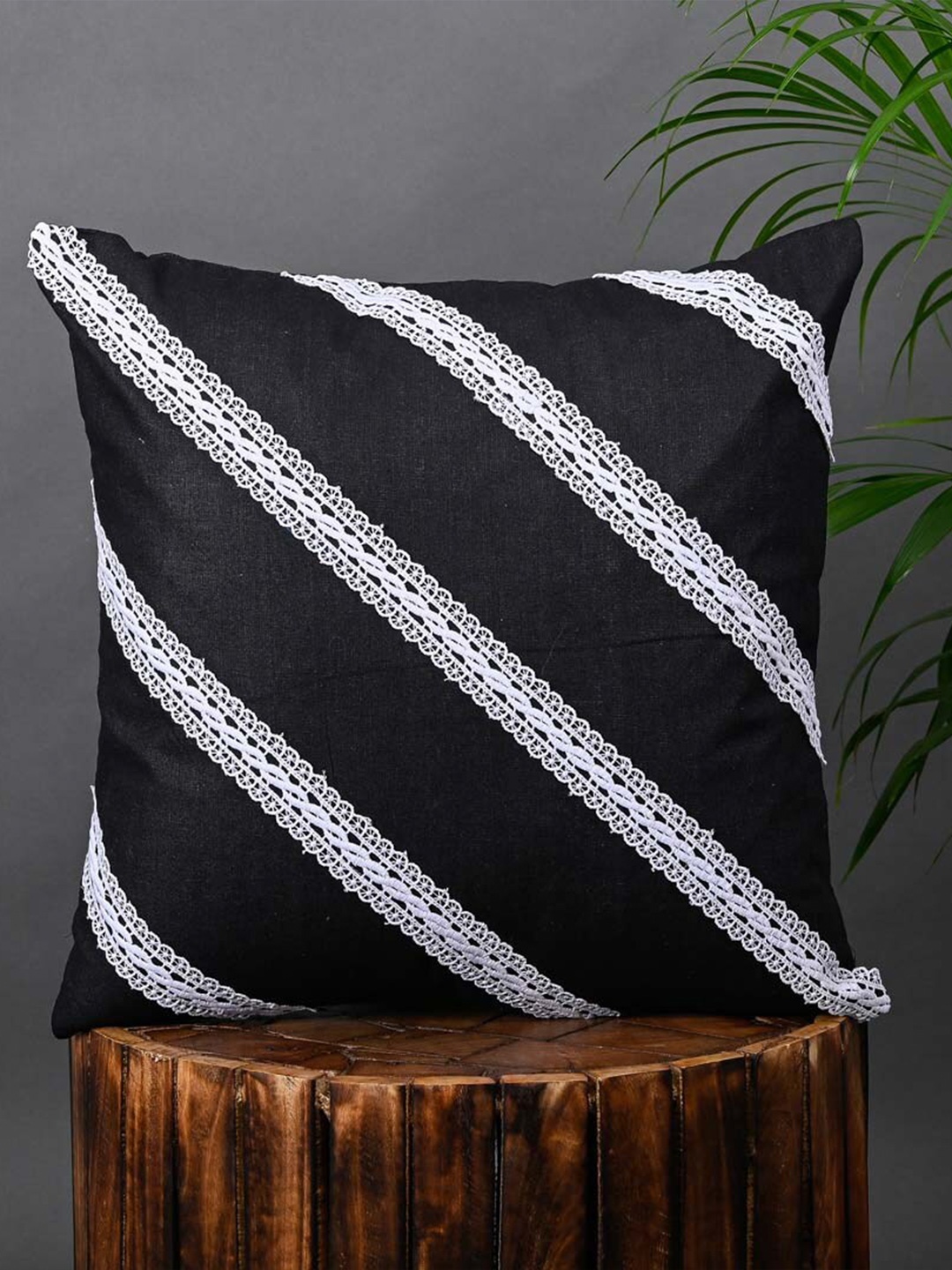 

OUSSUM Black & White Striped Diagonal Lace Cotton Square Cushion Cover