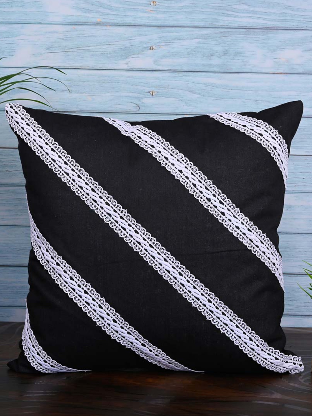 

OUSSUM Black & White 5 Pieces Diagonal Lace Cotton Square Cushion Covers