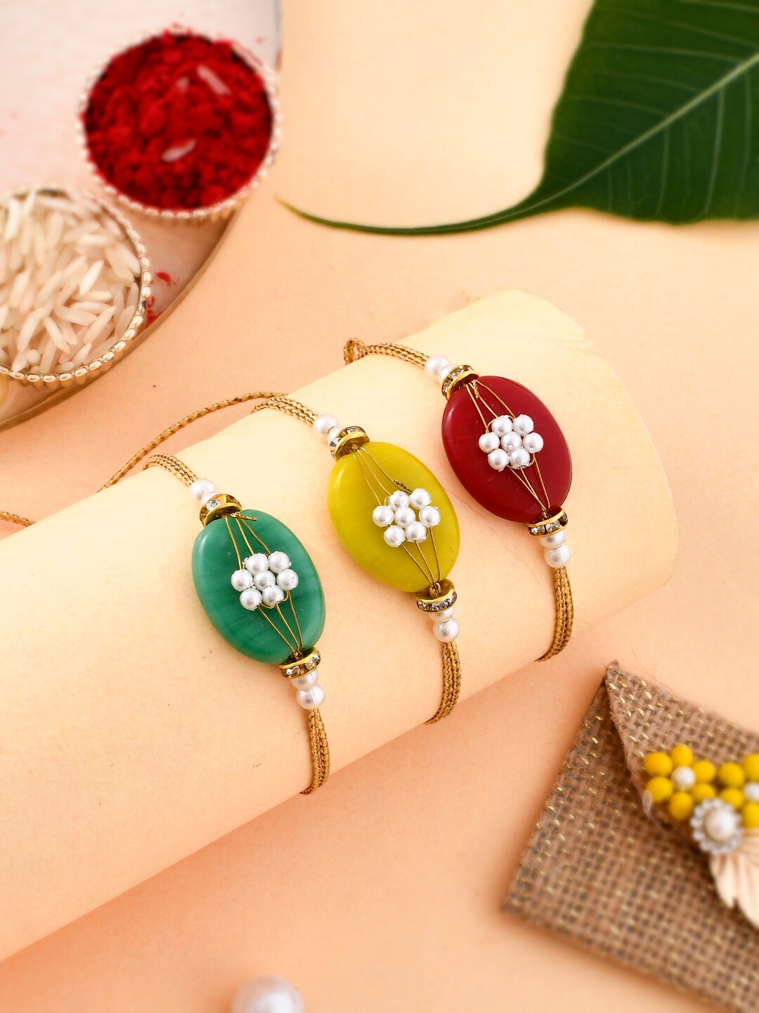 

Aapno Rajasthan Unisex Set Of 3 Embellished Rakhi, Green