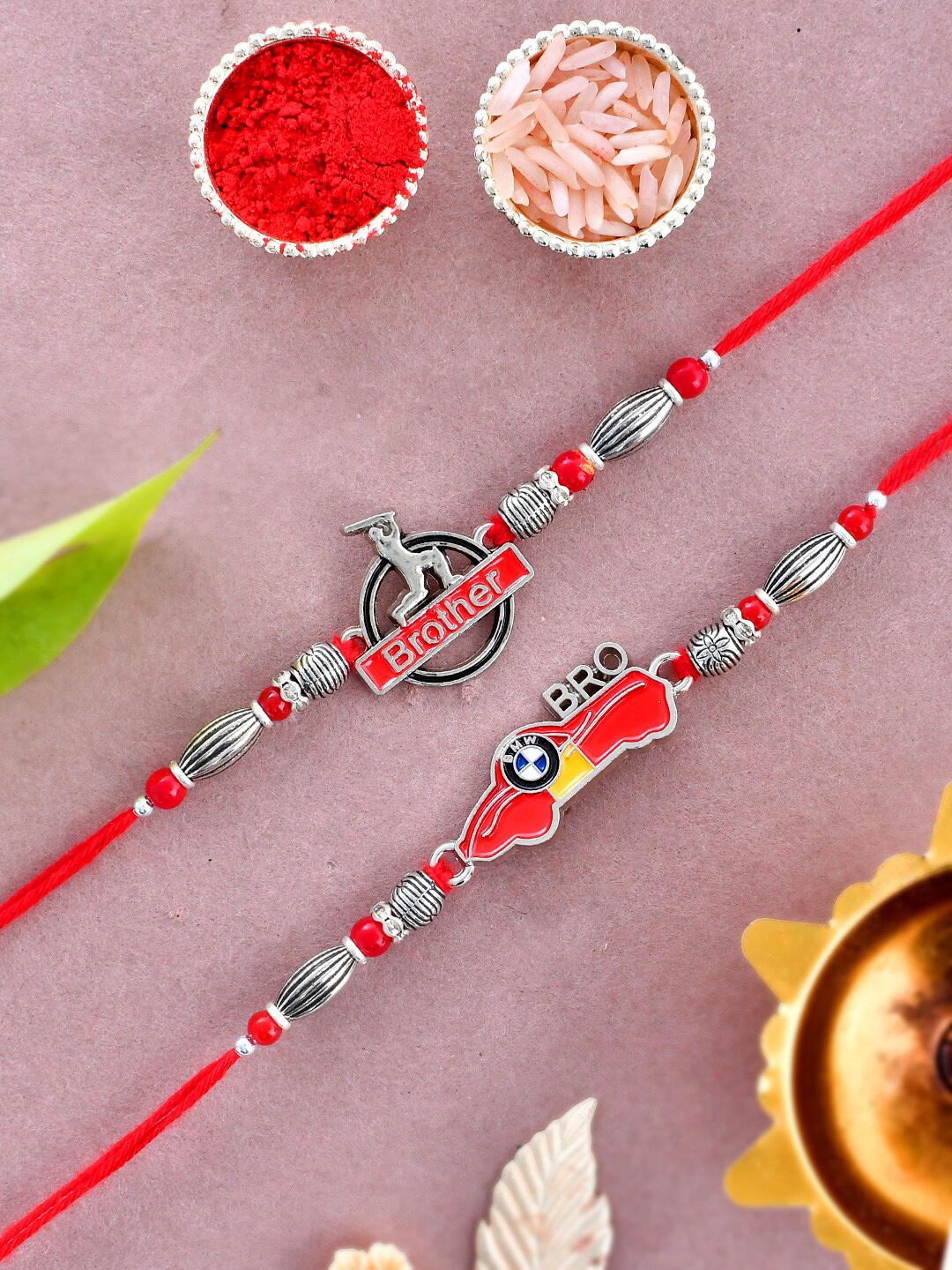 

Aapno Rajasthan Unisex Set Of 2 Elemented Bro Rakhi Gift Set, Silver