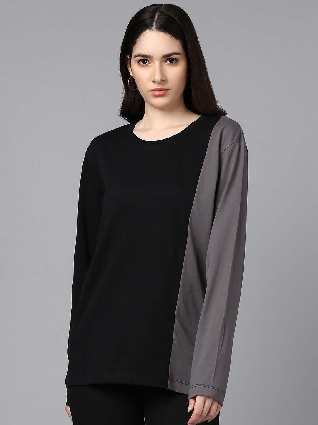 

Roadster Black & Grey Colourblocked Round Neck Drop-Shoulder Cotton Oversized T-shirt